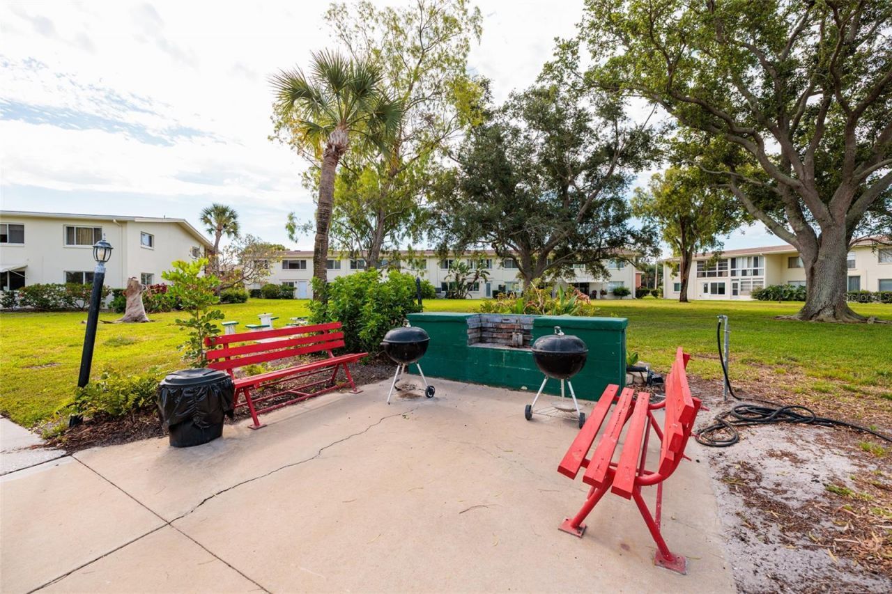 4550 Overlook Drive Ne, Unit 154, Saint Petersburg, FL 33703 Photo