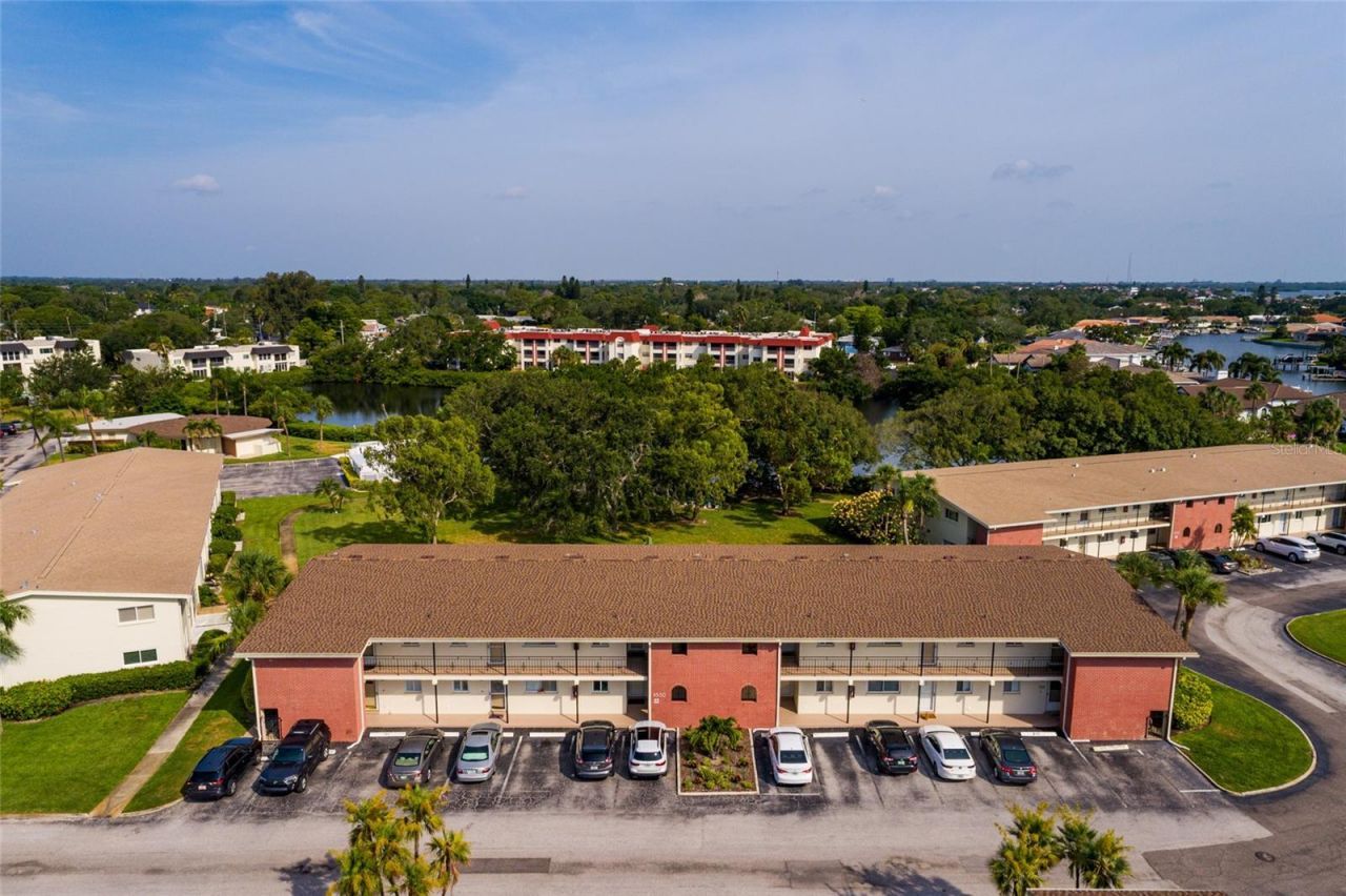 4550 Overlook Drive Ne, Unit 154, Saint Petersburg, FL 33703 Photo