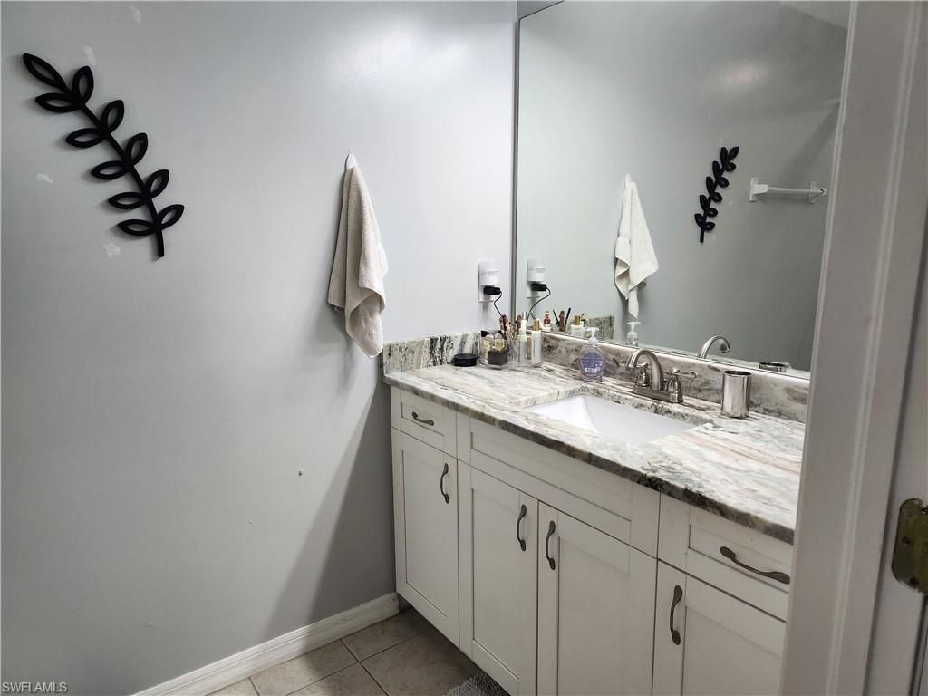 4293 Bellasol Cir, Unit 2513, Fort Myers, FL 33916 Photo