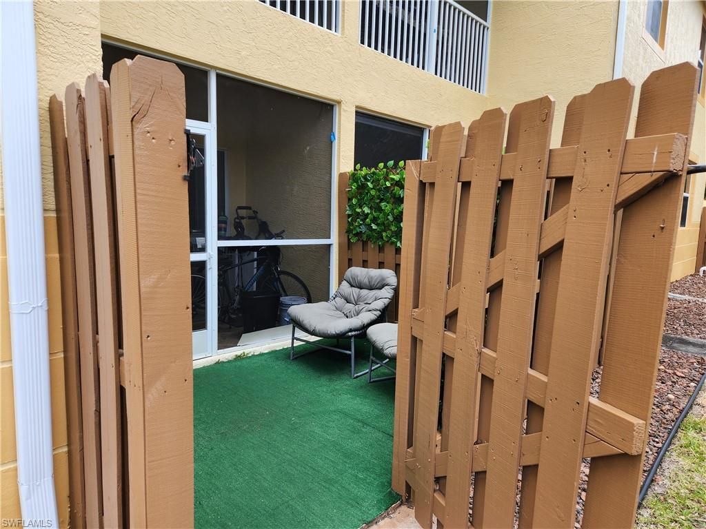 4293 Bellasol Cir, Unit 2513, Fort Myers, FL 33916 Photo