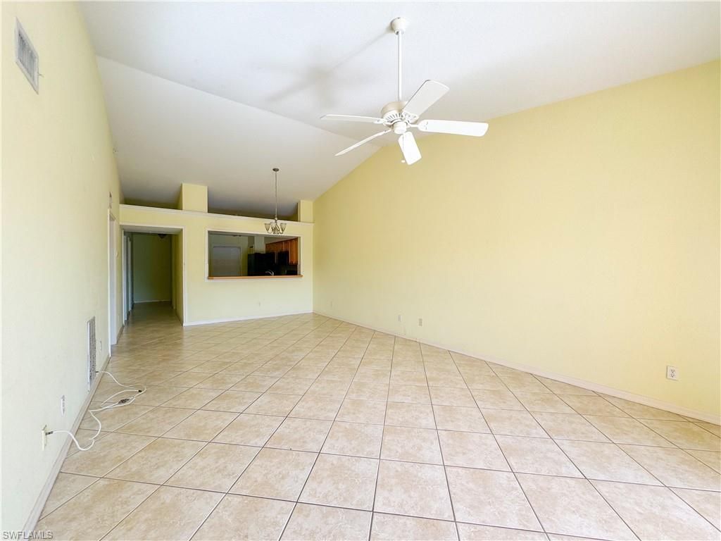 3250 Cypress Glen Way , Unit 424, Naples, FL 34109 Photo