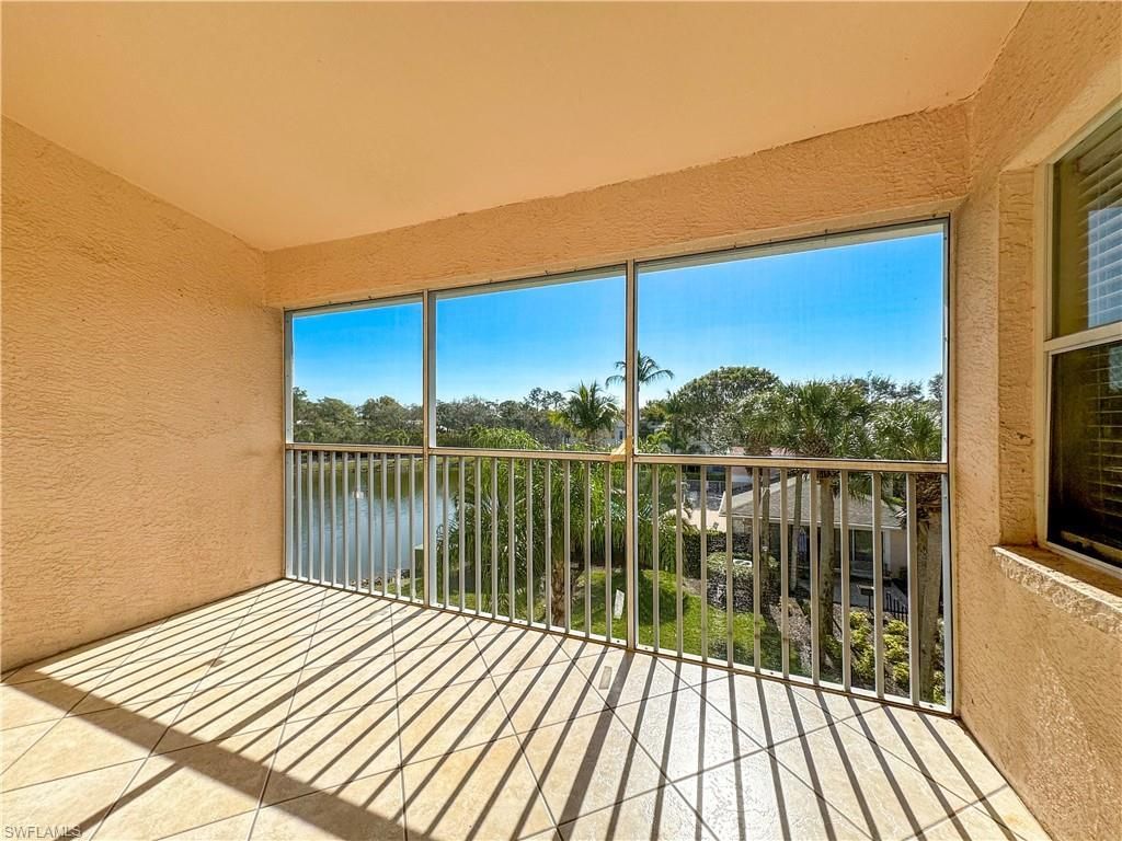 3250 Cypress Glen Way , Unit 424, Naples, FL 34109 Photo