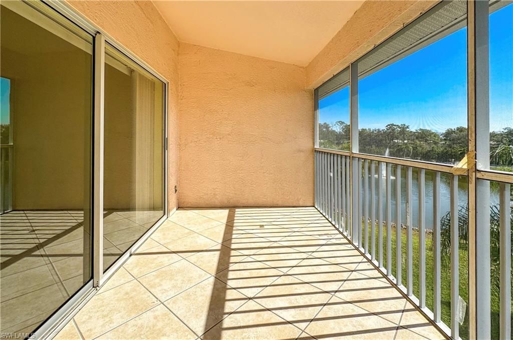 3250 Cypress Glen Way , Unit 424, Naples, FL 34109 Photo