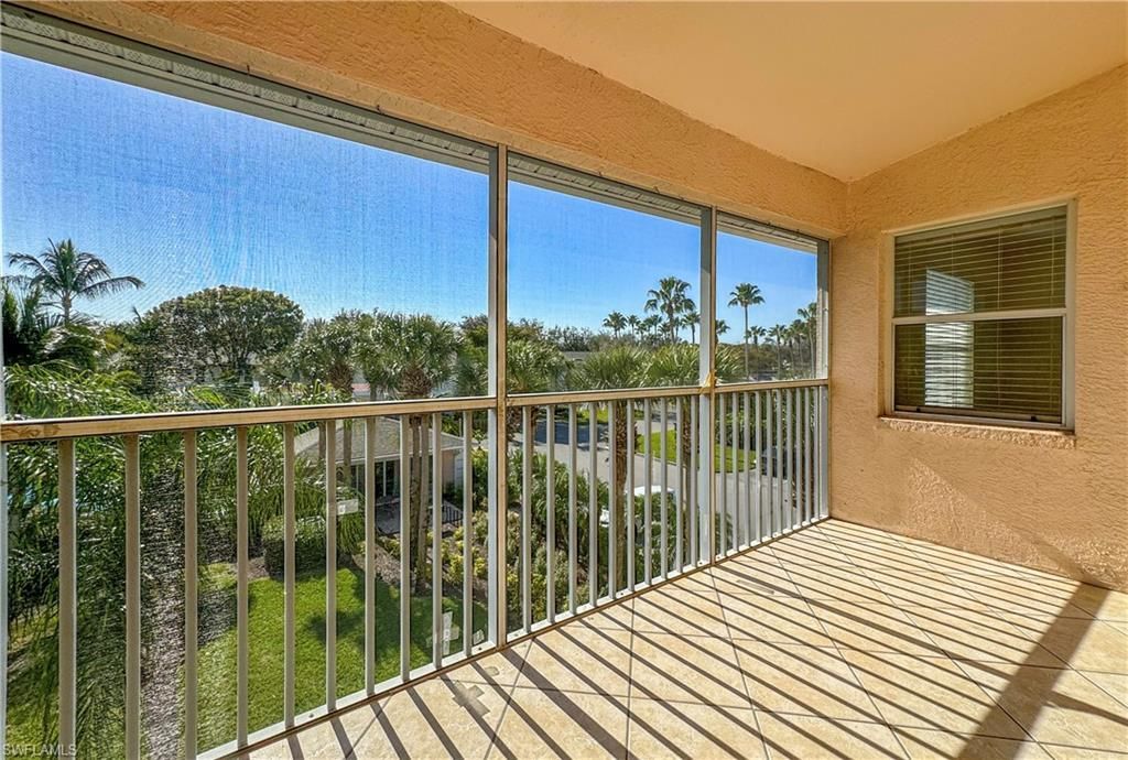 3250 Cypress Glen Way , Unit 424, Naples, FL 34109 Photo
