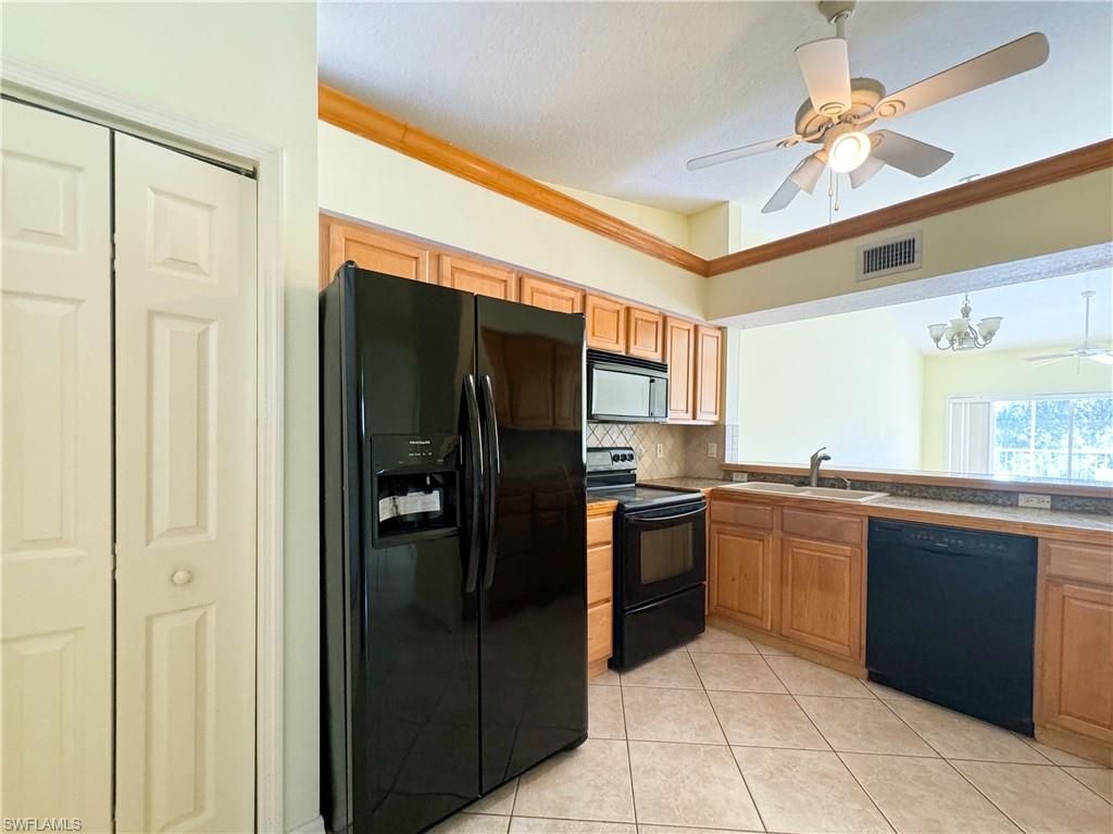 3250 Cypress Glen Way , Unit 424, Naples, FL 34109 Photo