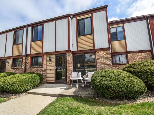 4087 W College AVENUE, Milwaukee, WI 53221