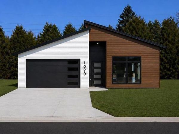 1090 SAWYER DRIVE, Sturgeon Bay, WI 54235