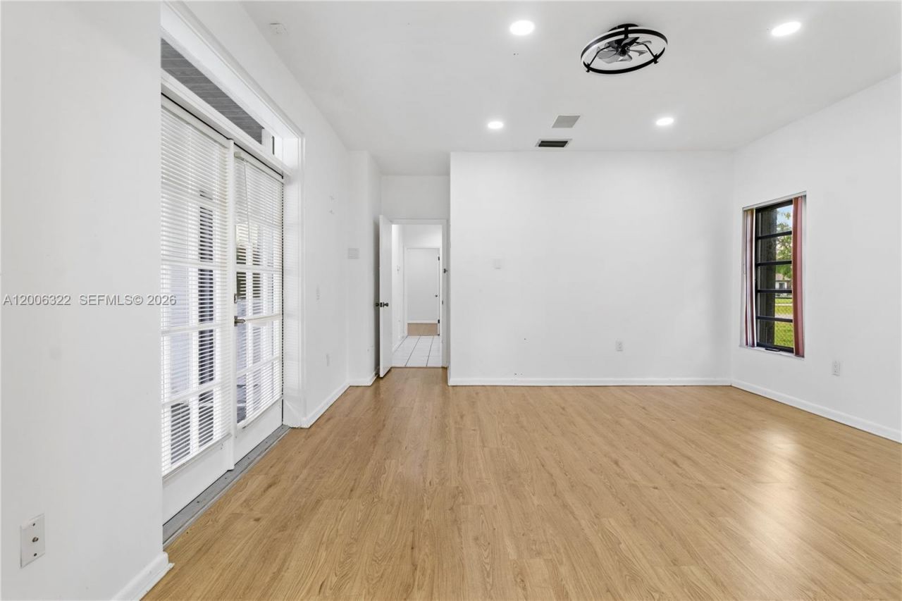 15941 SW 252nd St , Homestead, FL 33031 Photo