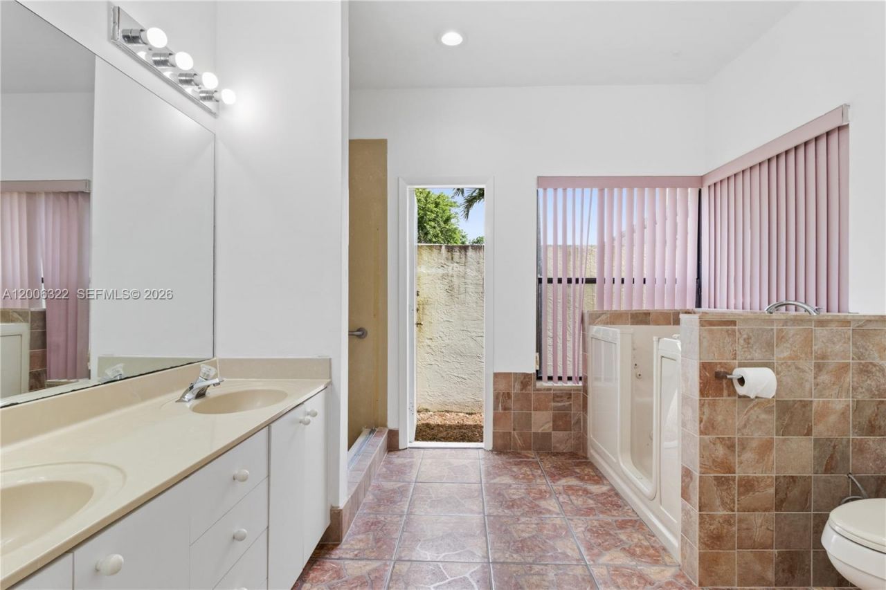 15941 SW 252nd St , Homestead, FL 33031 Photo