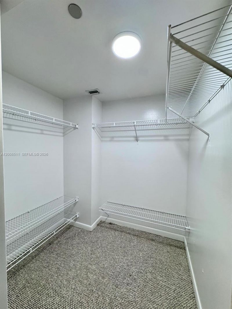 3300 NE 191st St, Unit 516, Aventura, FL 33180 Photo