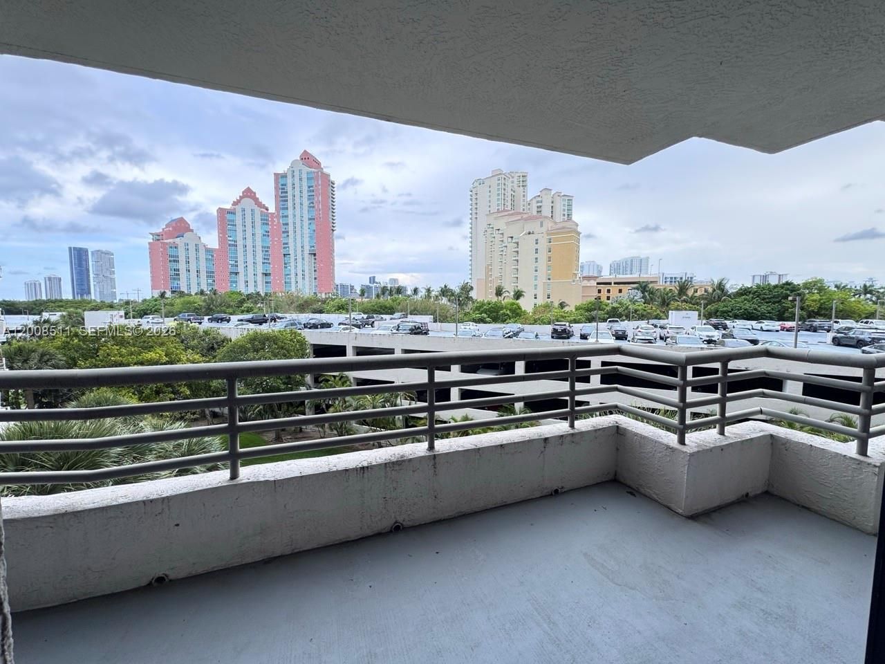 3300 NE 191st St, Unit 516, Aventura, FL 33180 Photo