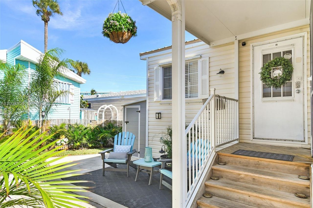 10725 S Ocean Dr #311, Jensen Beach, FL 34957 Photo