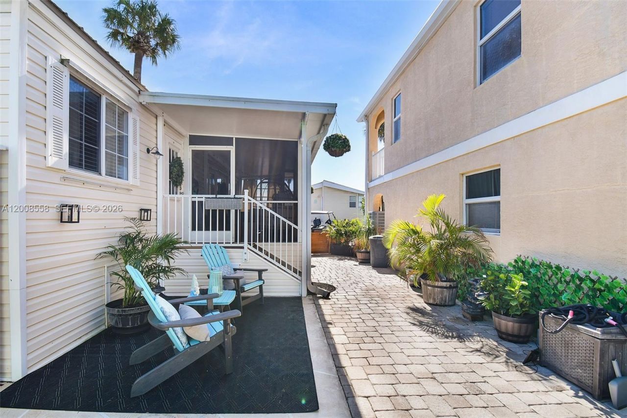 10725 S Ocean Dr #311, Jensen Beach, FL 34957 Photo