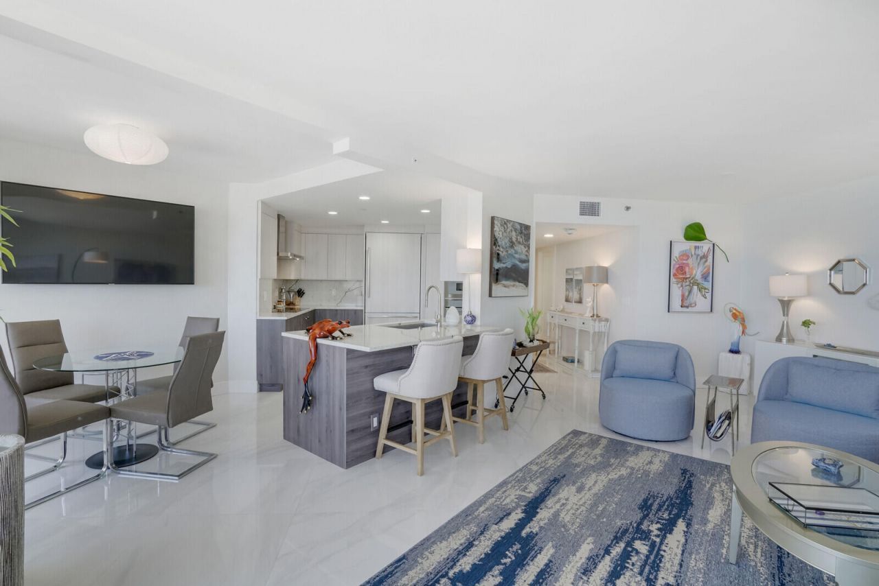 3560 S Ocean Boulevard, Unit Ph4, South Palm Beach, FL 33480 Photo