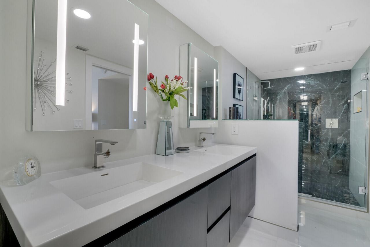 3560 S Ocean Boulevard, Unit Ph4, South Palm Beach, FL 33480 Photo