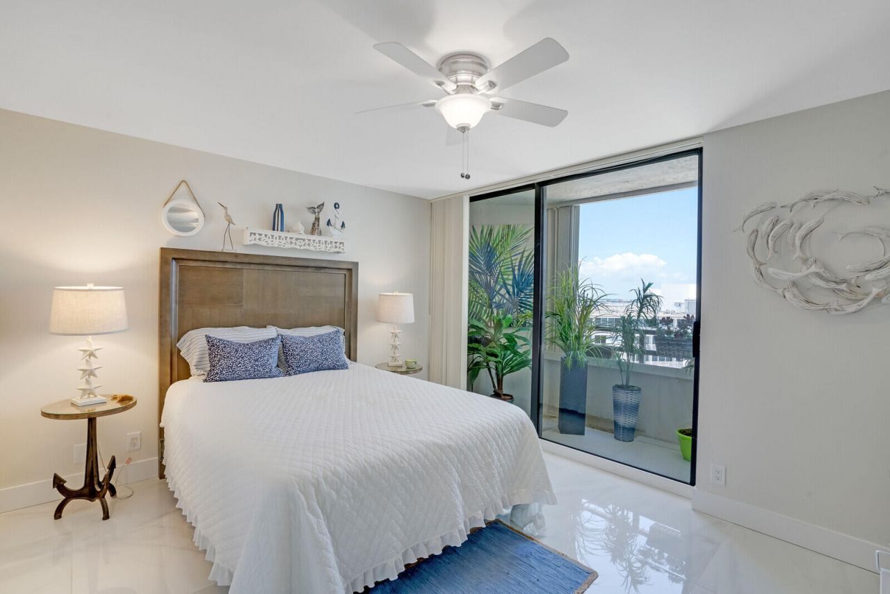 3560 S Ocean Boulevard, Unit Ph4, South Palm Beach, FL 33480 Photo