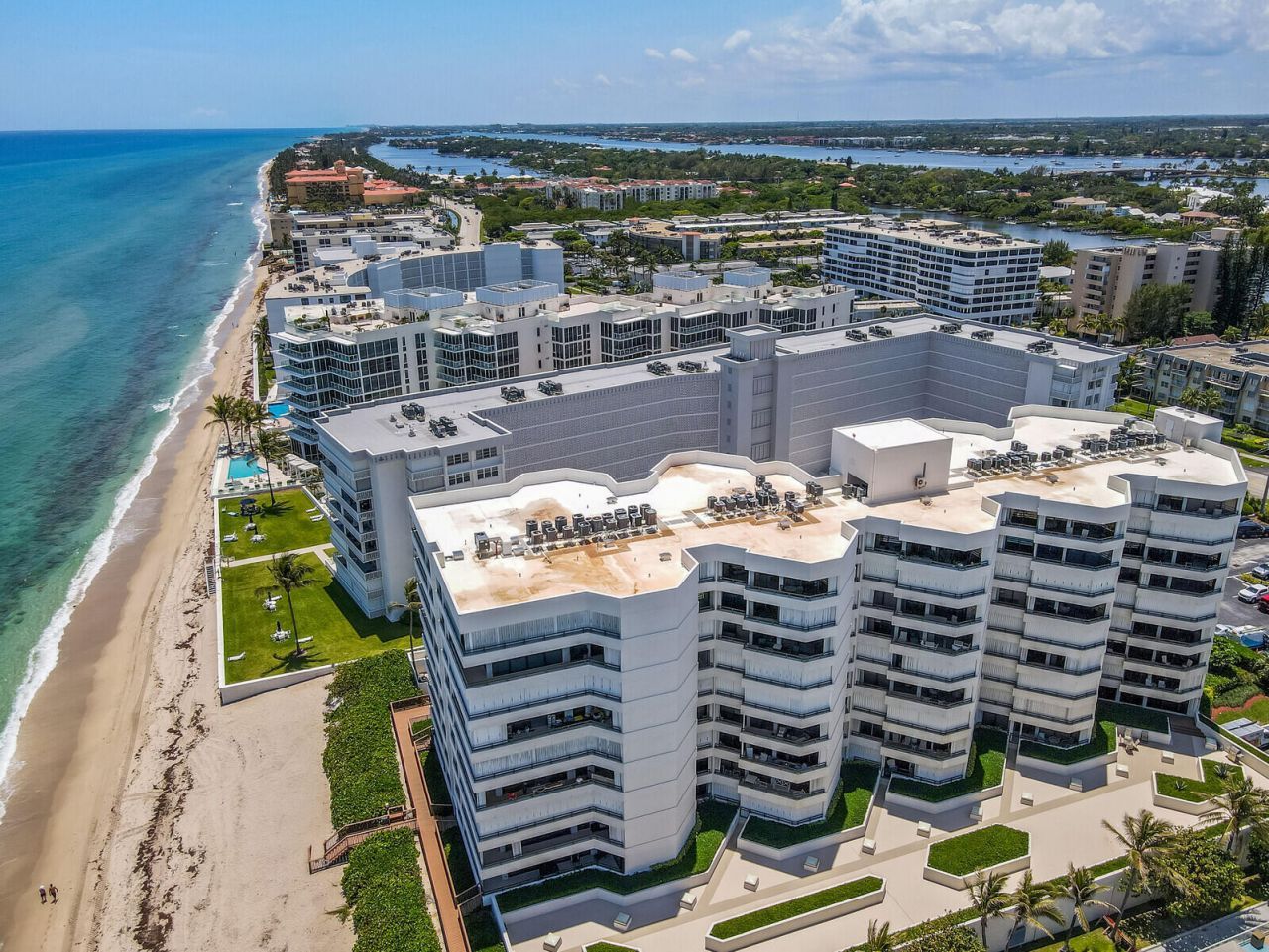 3560 S Ocean Boulevard, Unit Ph4, South Palm Beach, FL 33480 Photo