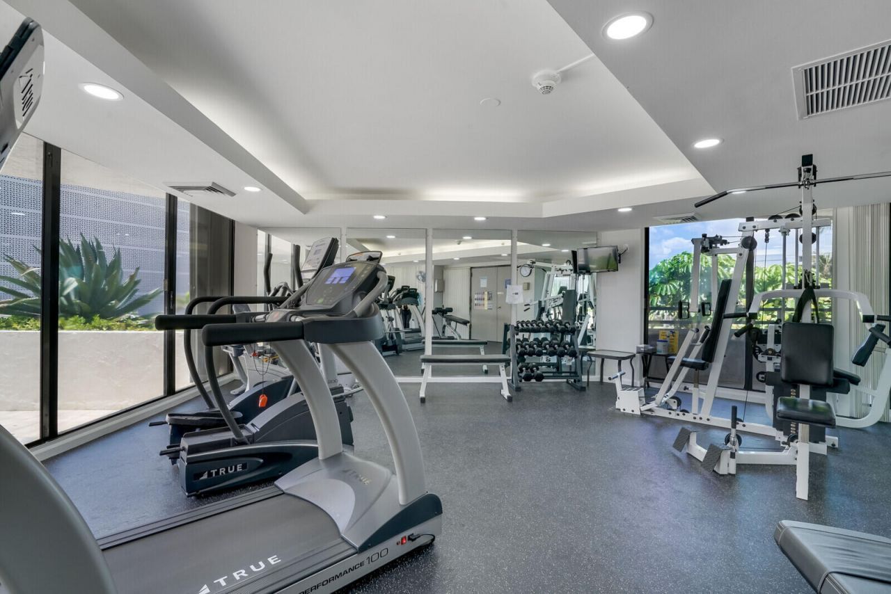 3560 S Ocean Boulevard, Unit Ph4, South Palm Beach, FL 33480 Photo