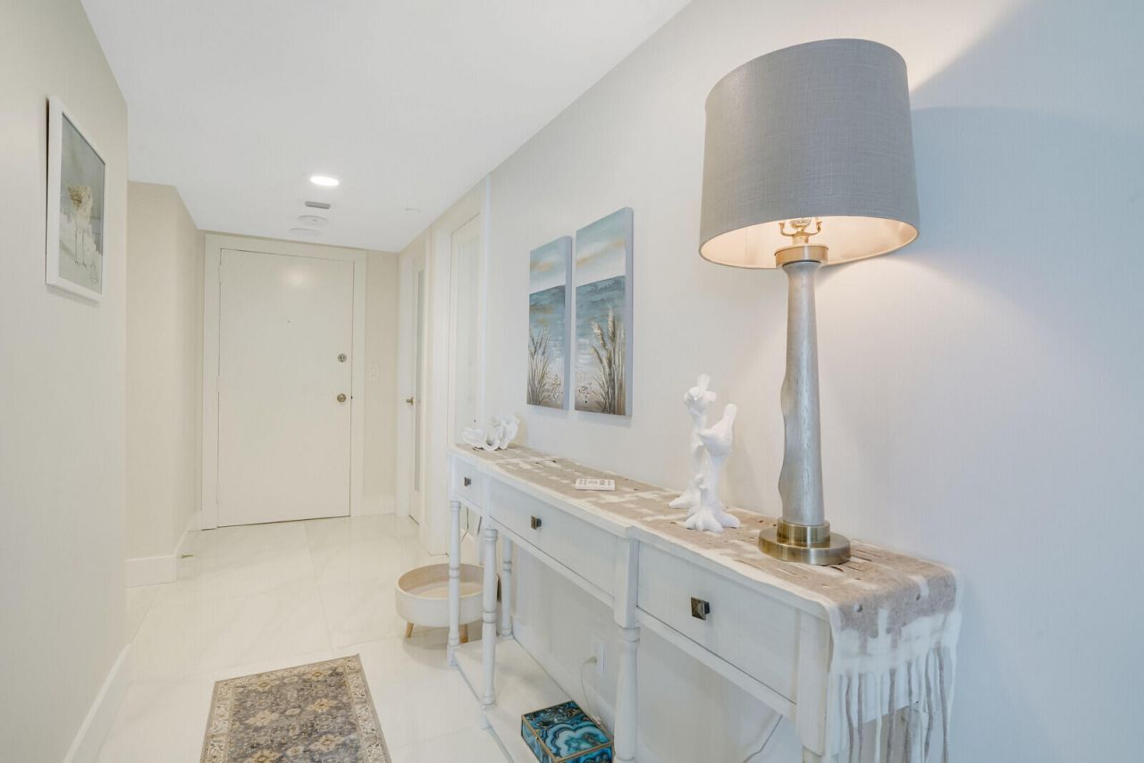 3560 S Ocean Boulevard, Unit Ph4, South Palm Beach, FL 33480 Photo