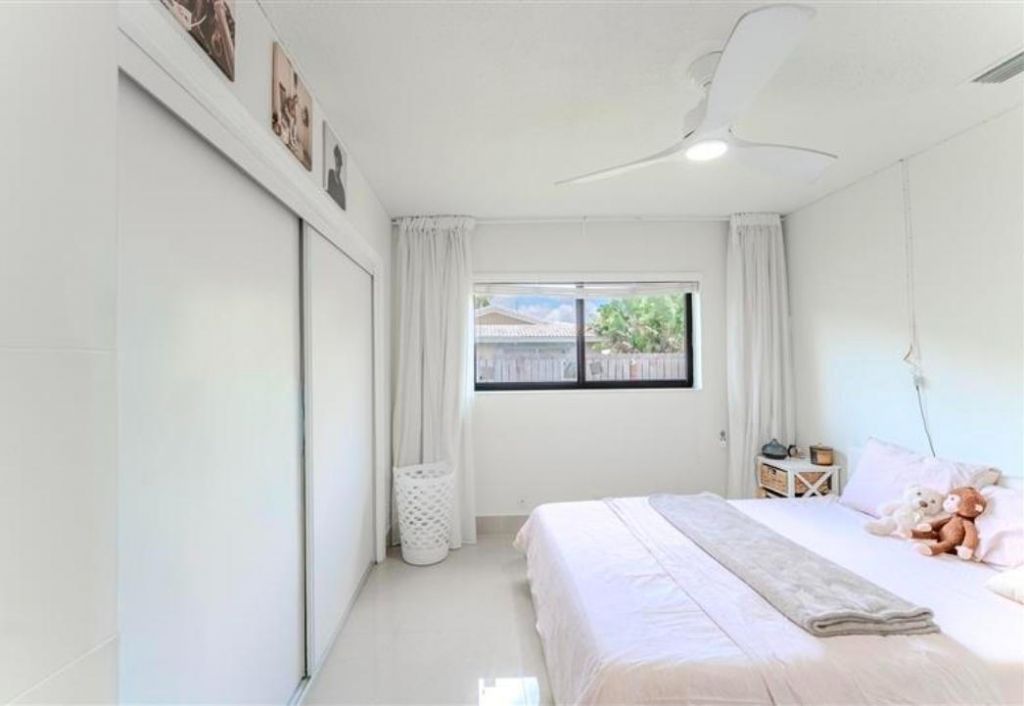 7520 NW 8th Court, Plantation, FL 33317 Photo