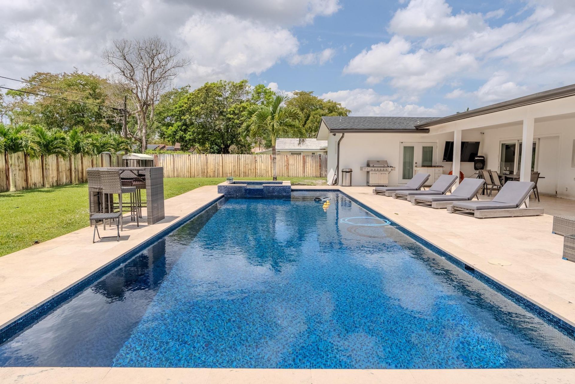 7520 NW 8th Court, Plantation, FL 33317 Photo