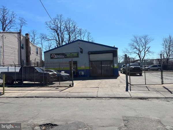 2722 SHERMAN AVENUE , CAMDEN, NJ 08105