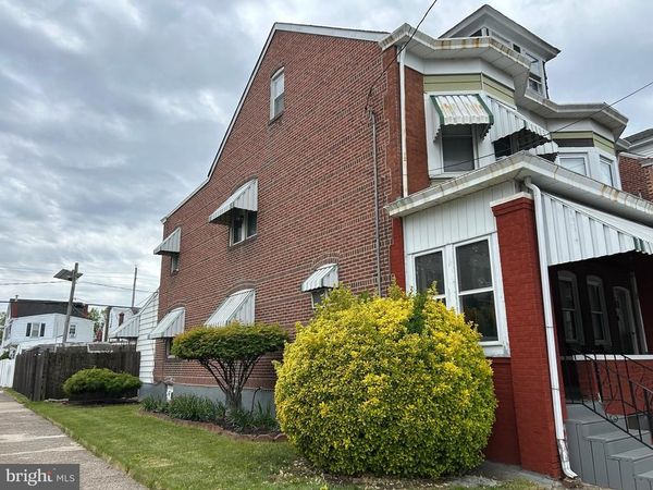 1049 GENESEE STREET , TRENTON, NJ 08610