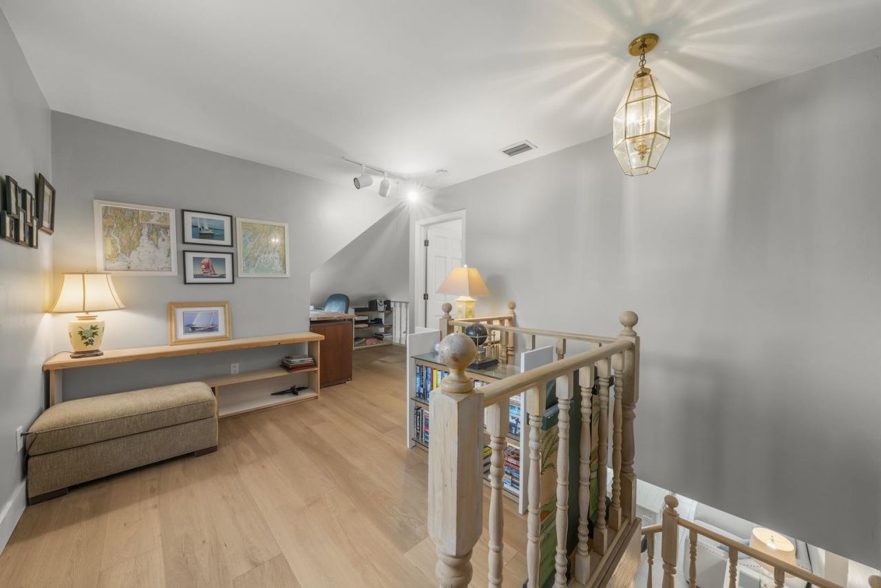 1406 Sanderling Cir, Sanibel, FL 33957 Photo