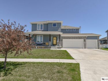 8726 S 82nd Street , Lincoln, NE 68521