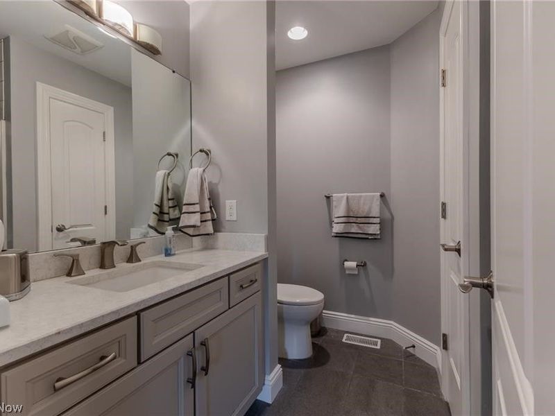 8315 Sanctuary Drive, Kirtland Hills, OH 44060 Photo 23