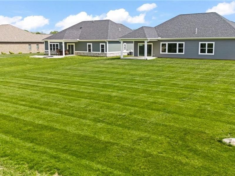 2183 Emerson Way, Troy, OH 45373 Photo 9