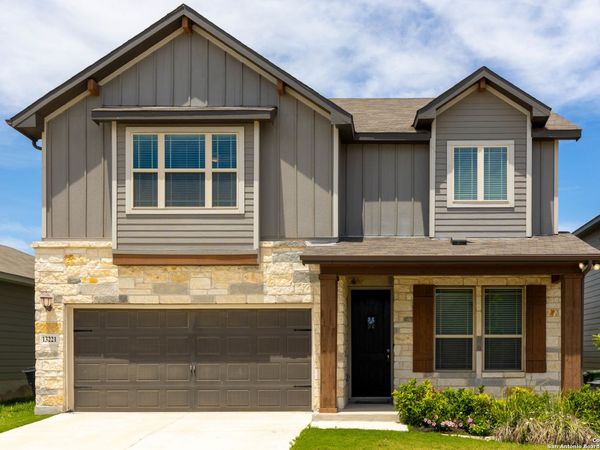 13221 Badlands Way, St Hedwig, TX 78152