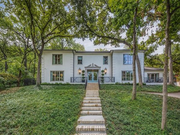 2211 Colonial Parkway, Fort Worth, TX 76109