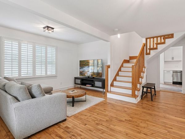 129 Chicago Avenue N, Wayzata, MN 55391