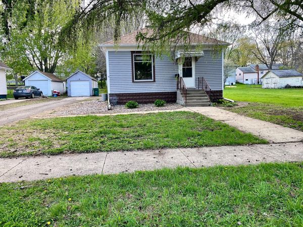315 Morrison Avenue, Jackson, MN 56143