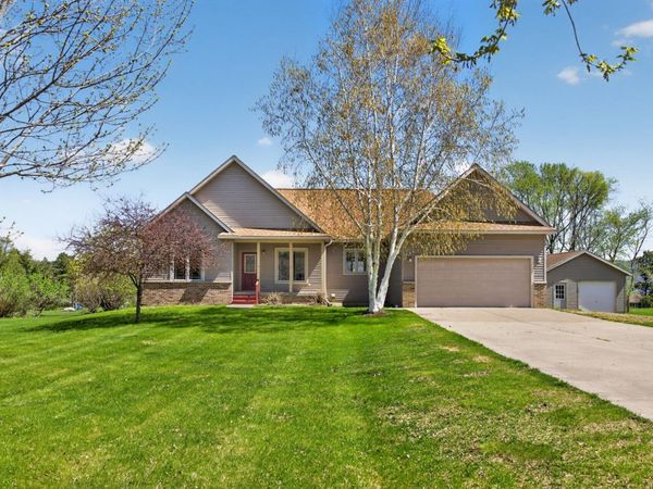 31770 Lakeview Drive, Lake City, MN 55041