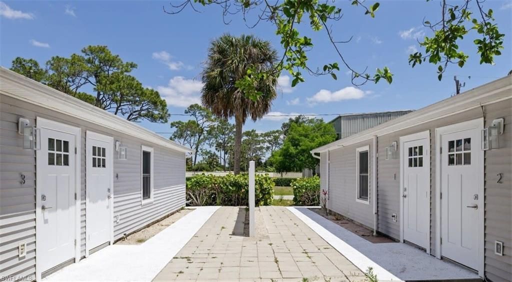 27870-27872 Vermont St, Bonita Springs, FL 34135 Photo