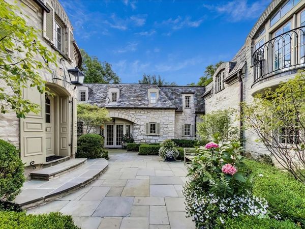 475 E Deerpath Road , Lake Forest, IL 60045