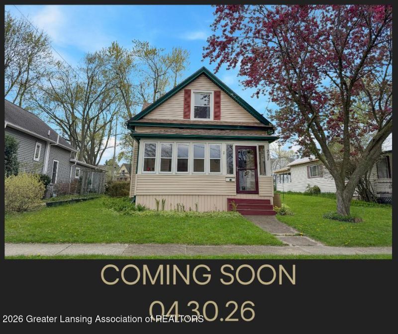 227 W Lincoln Street, Grand Ledge, MI 48837 Main Photo