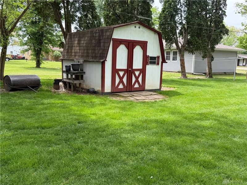 344 Green Acres Drive, Springfield, OH 45504 Photo 5