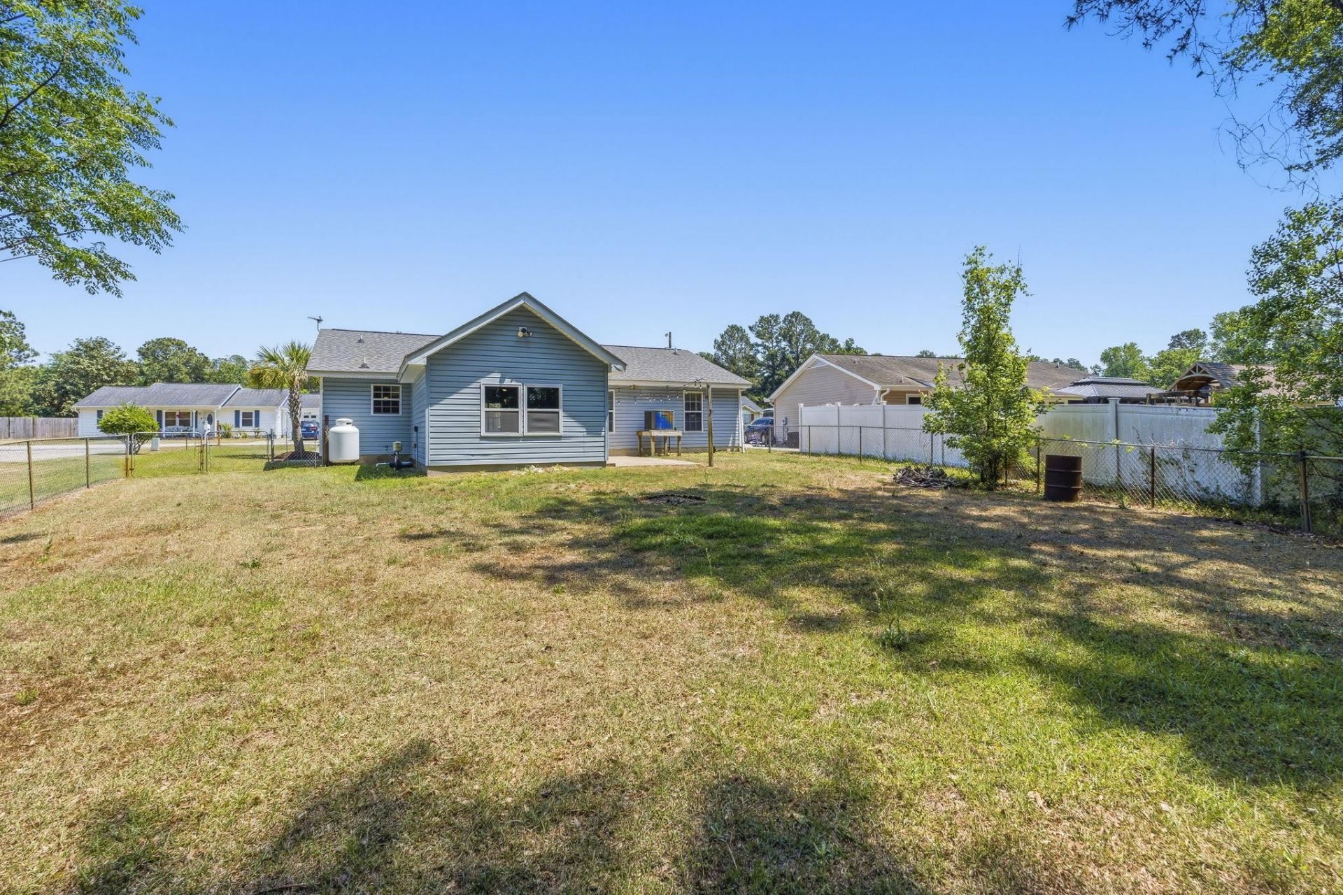 4374 Bradford Circle Photo 35