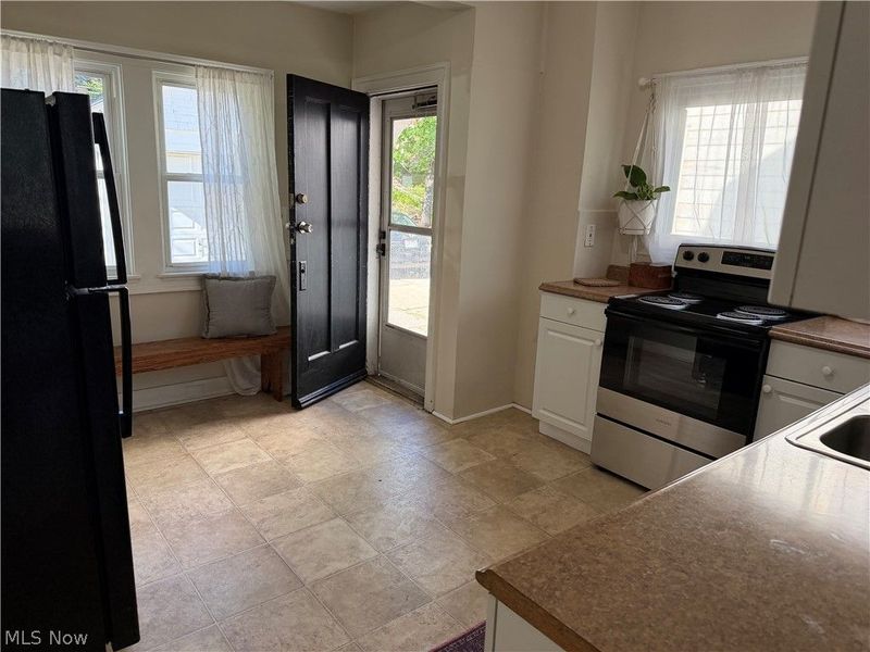 955 Amelia Avenue, Akron, OH 44302 Photo 16