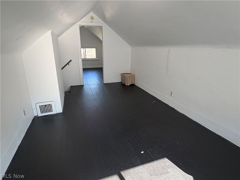 955 Amelia Avenue, Akron, OH 44302 Photo 28