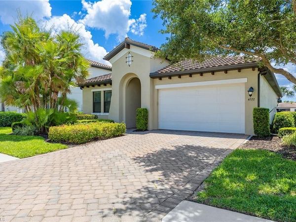 4722 Formosa DR, NAPLES, FL 34119