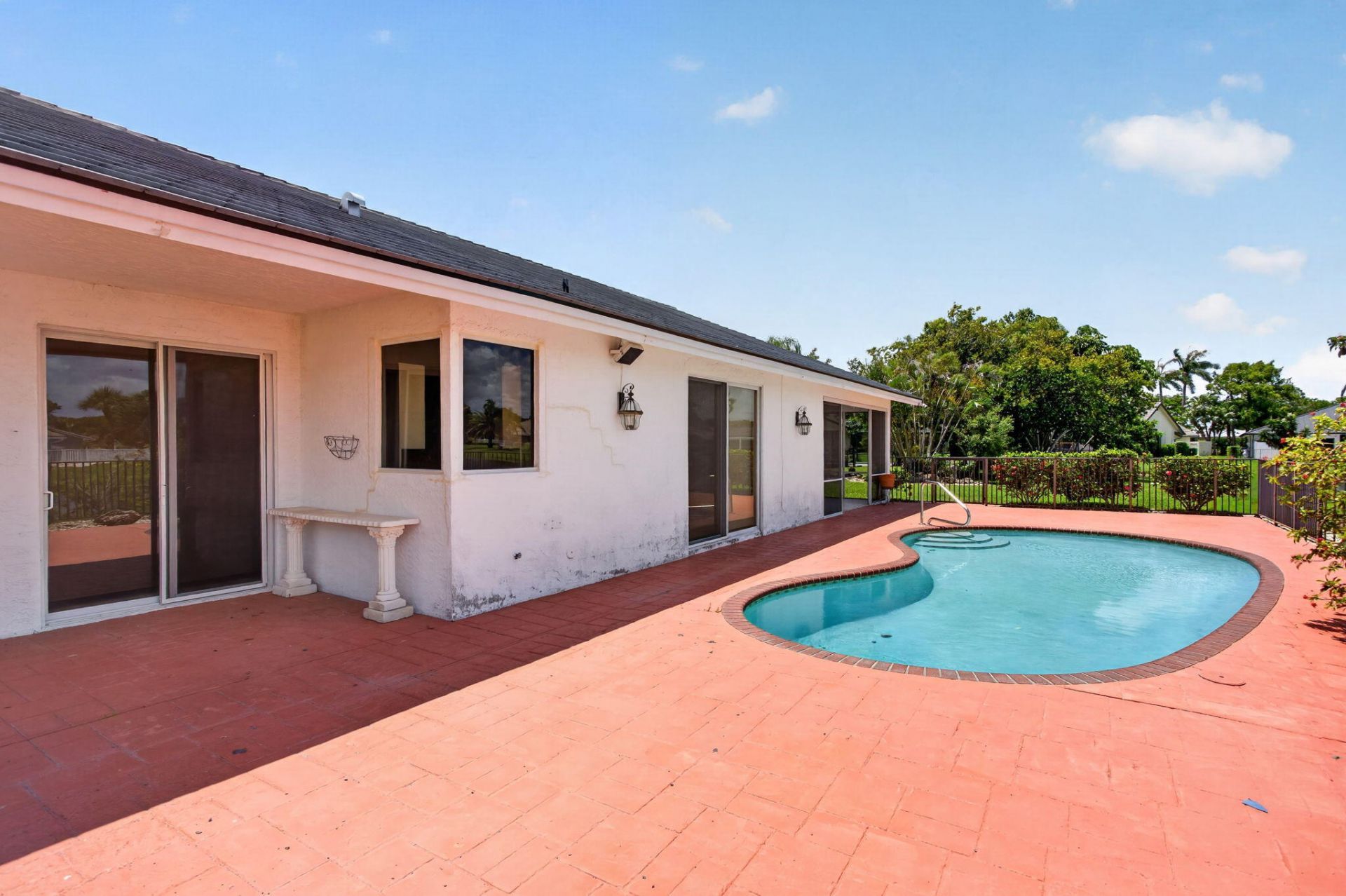 8725 Banyan Court, Tamarac, FL 33321 Photo