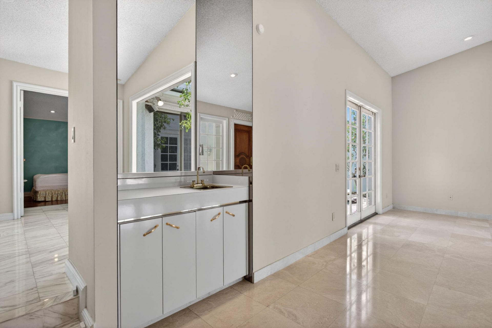 8725 Banyan Court, Tamarac, FL 33321 Photo