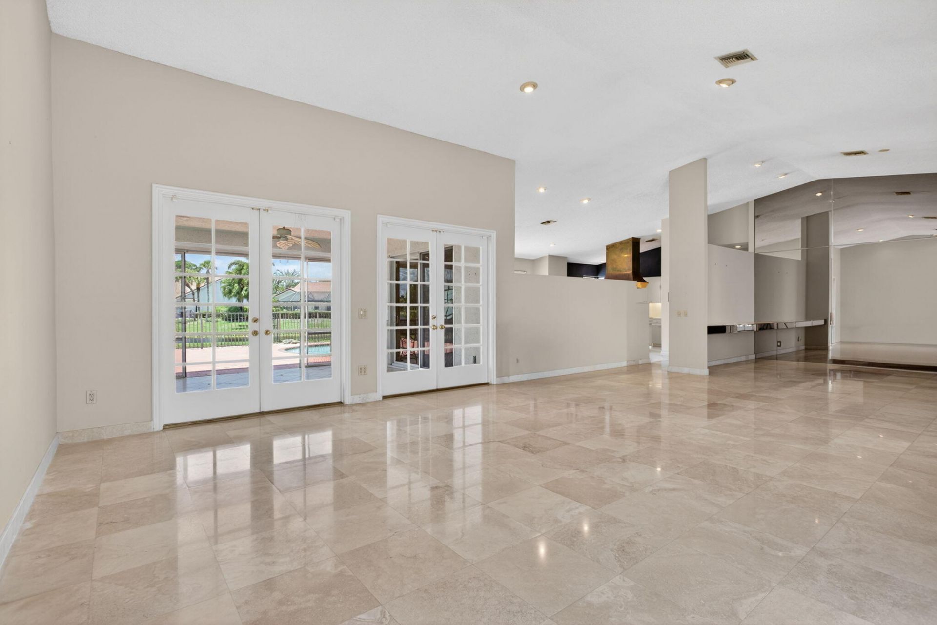 8725 Banyan Court, Tamarac, FL 33321 Photo