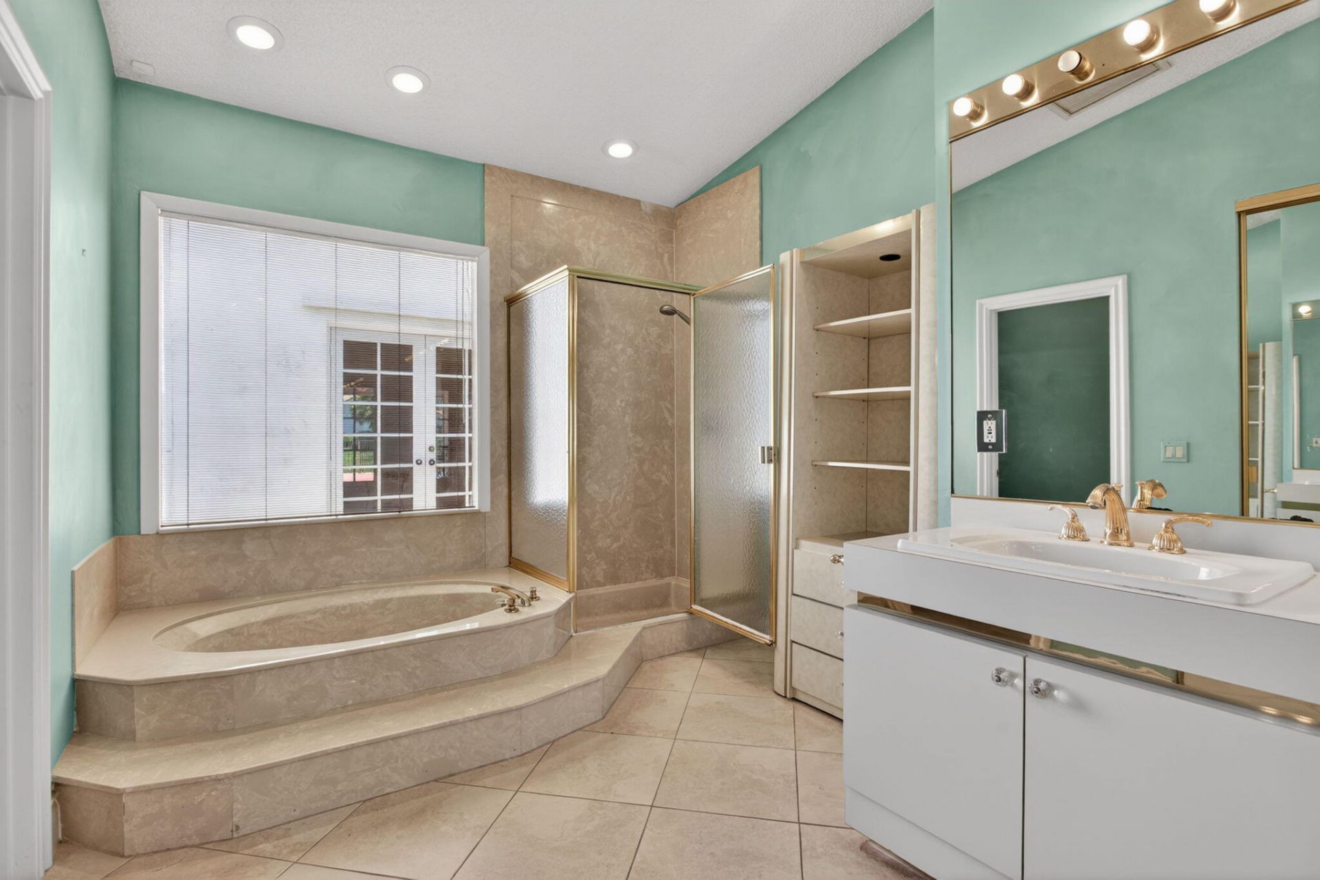 8725 Banyan Court, Tamarac, FL 33321 Photo