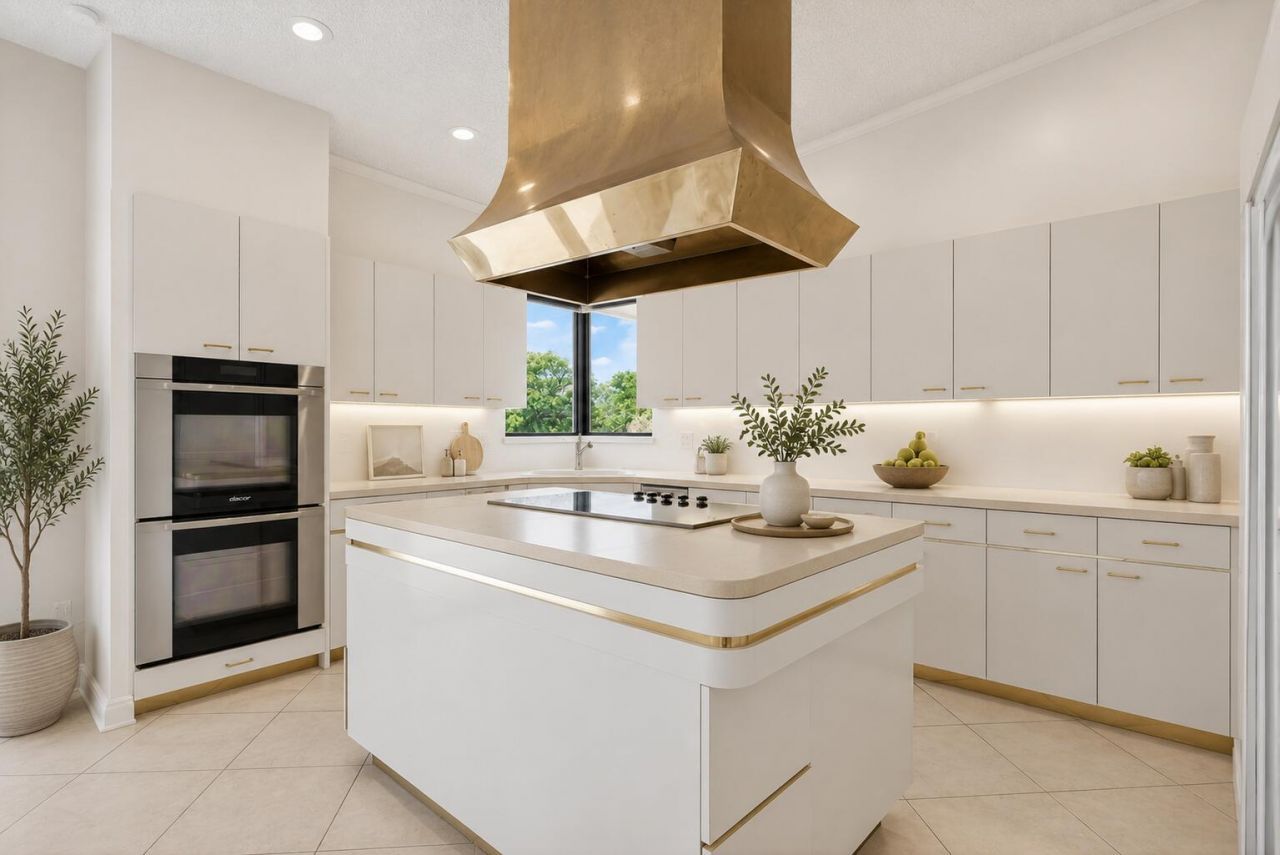 8725 Banyan Court, Tamarac, FL 33321 Photo