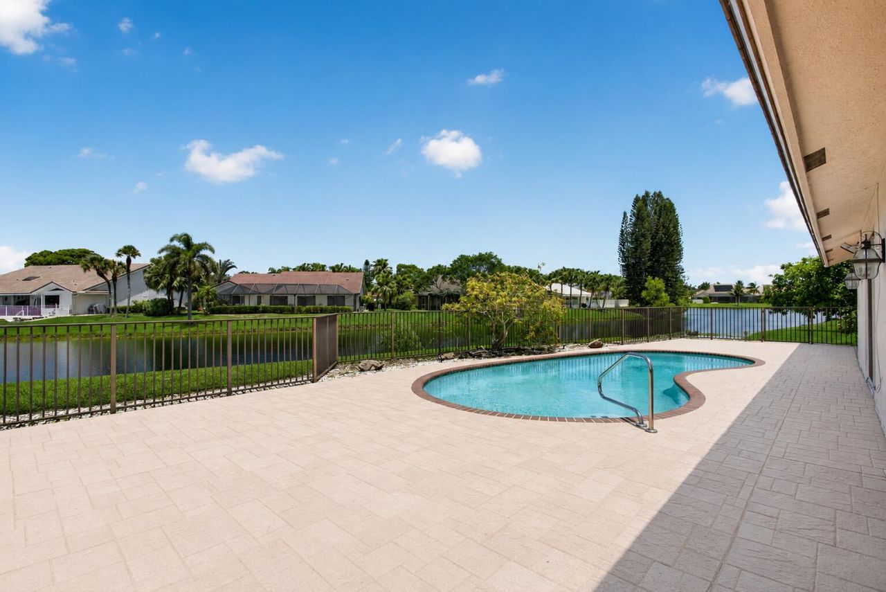 8725 Banyan Court, Tamarac, FL 33321 Photo